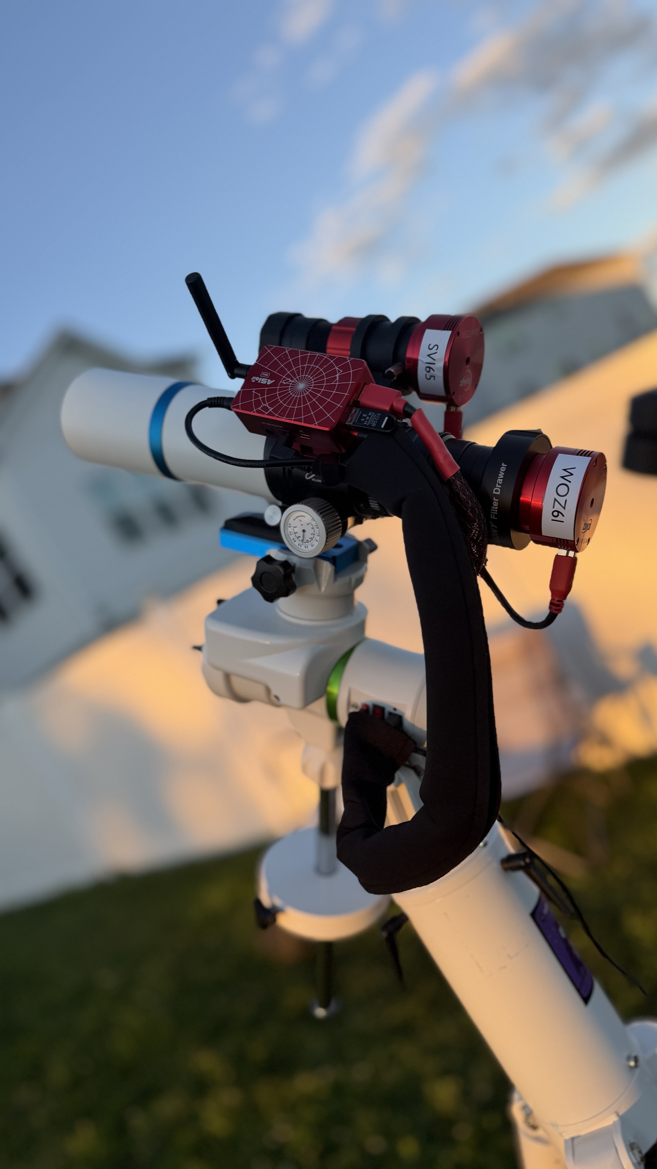 WiNG rig with a William Optics Zenithstar 61, ASI662 main camera, ASIAIR, SV165 guide scope, and ASI224 guide camera on the Sky-Watcher EQ-AL55i Pro.